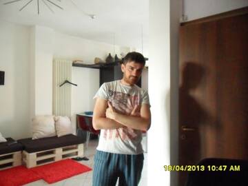 Public Photo of dudesnude