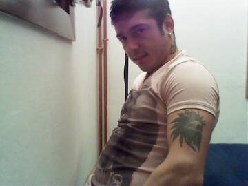 Public Photo of latinboy76