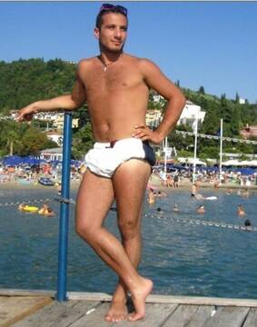 Public Photo of luca1234